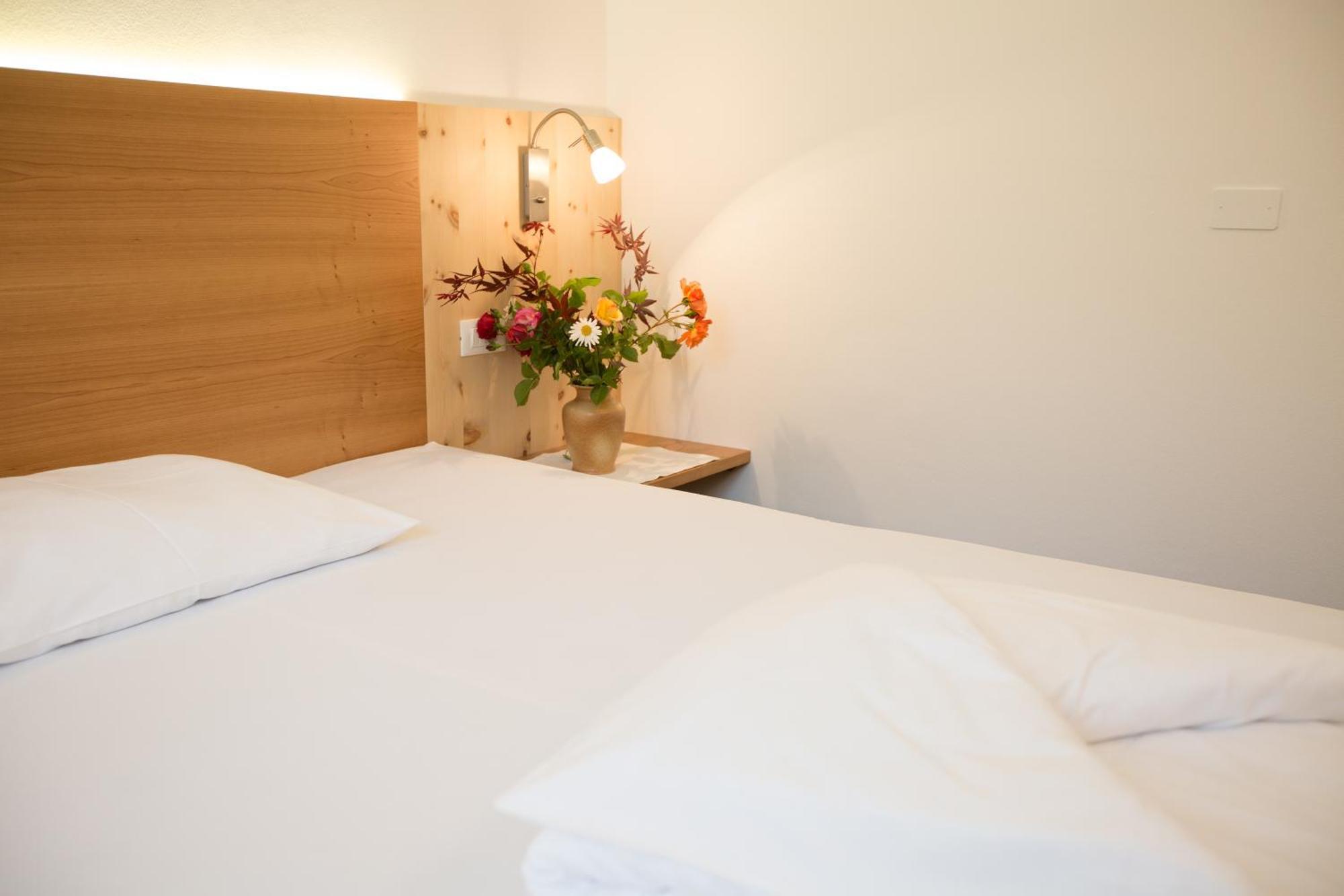 Hotel Appartement Inge Тироло Екстериор снимка