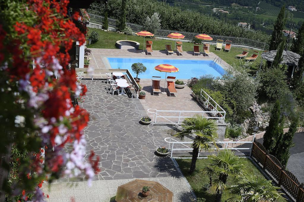 Hotel Appartement Inge Тироло Екстериор снимка
