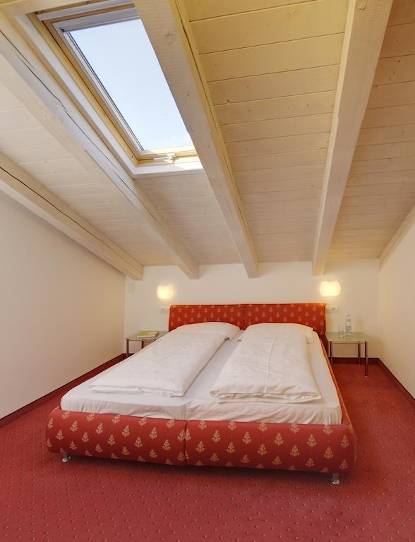 Hotel Appartement Inge Тироло Екстериор снимка