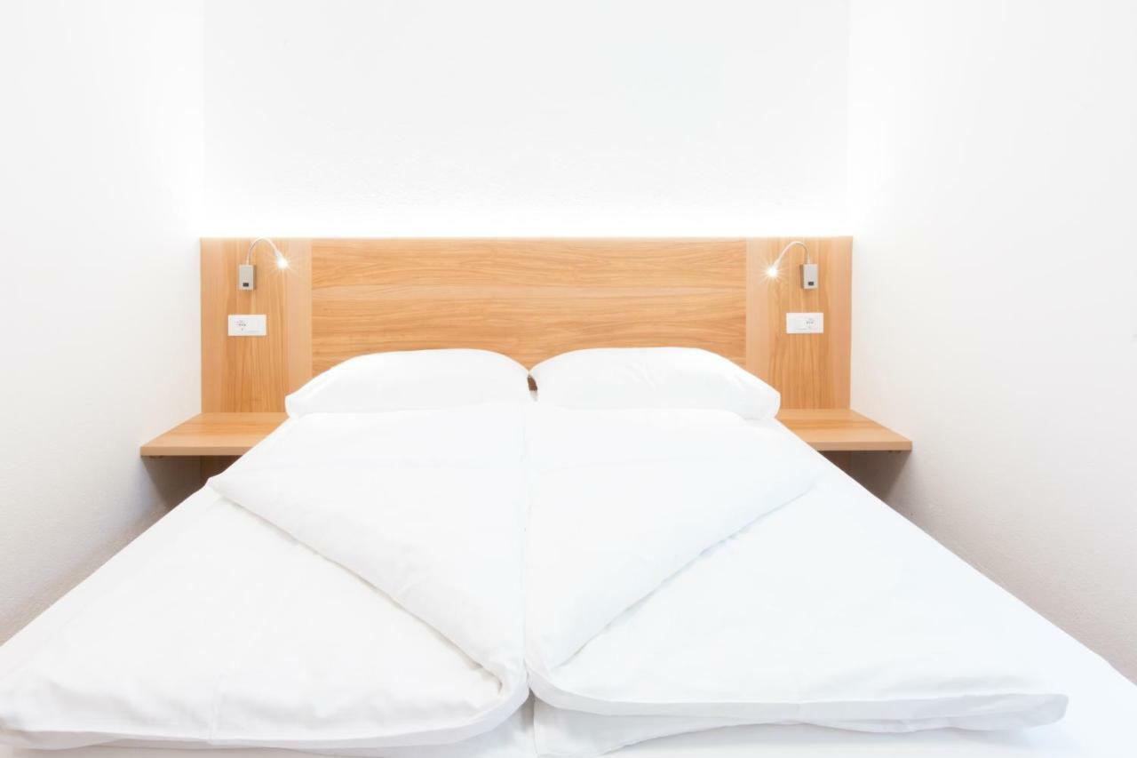 Hotel Appartement Inge Тироло Екстериор снимка
